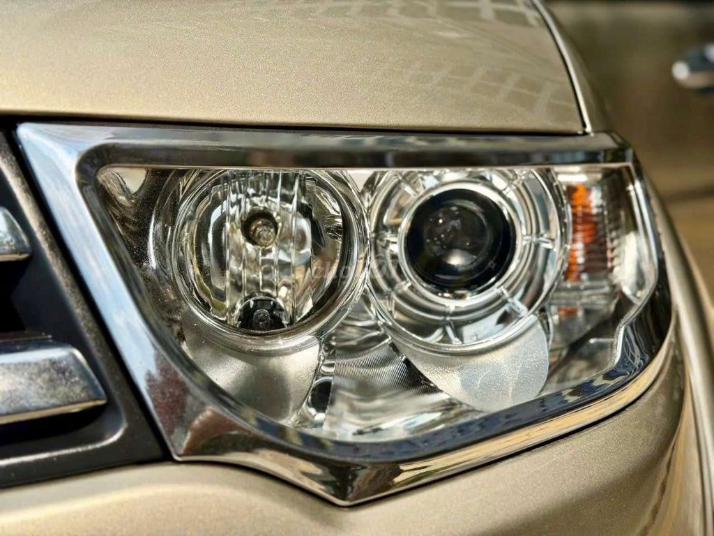 Mitsubishi Pajero Sport 2015 2WD. Mua bán Ô tô tại Thành phố Thủ Đức Tp Hồ Chí Minh được đăng bởi Xuân Khánh  hình 10