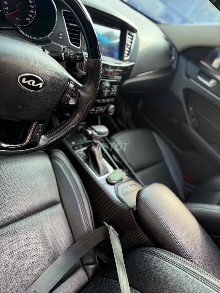Kia K7 2010 - 116000 km. Mua bán Ô tô tại Thị Xã Buôn Hồ Đắk Lắk được đăng bởi TRUNG THỊNH PHÁT hình 4