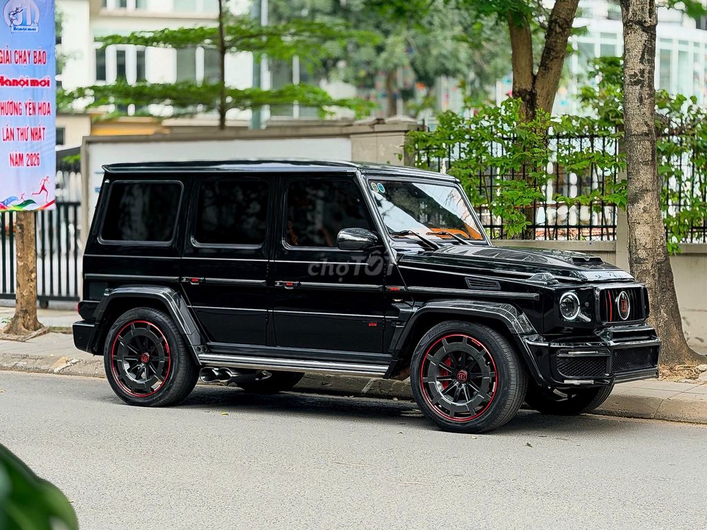 Mercedes-Benz G63 AMG Brabus 2014, черный, 60 тыс. км