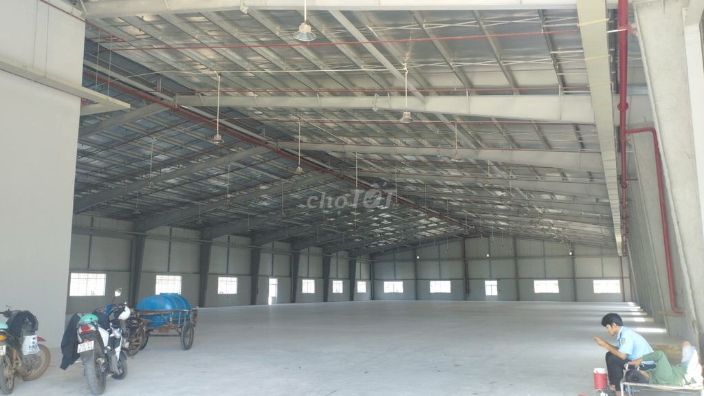 Cho thuê xưởng 2880m2 trong KCN Phú Mỹ, Bà Rịa Vũng Tàu