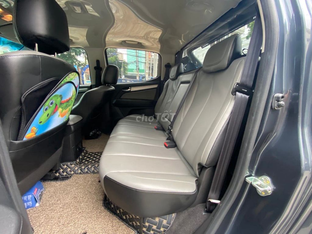 Chevrolet Colorado 2018 máy dầu AT 4x4. Mua bán Ô tô tại Quận 12 Tp Hồ Chí Minh được đăng bởi Xuân Trường hình 6