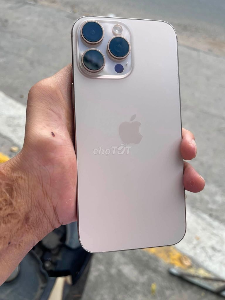 Apple iPhone 16 Pro Max 256GB Vàng hồng Nguyên zin. Mua bán Điện thoại tại Quận 5 Tp Hồ Chí Minh được đăng bởi Hội Đồ Điện Tử hình 1