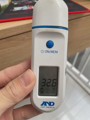 Nhiệt kế hồng ngoại  AND A&D Medical UT-801. Mua bán Nội thất, đồ gia dụng khác tại Quận Cẩm Lệ Đà Nẵng được đăng bởi Nguyễn Ngọc Duy