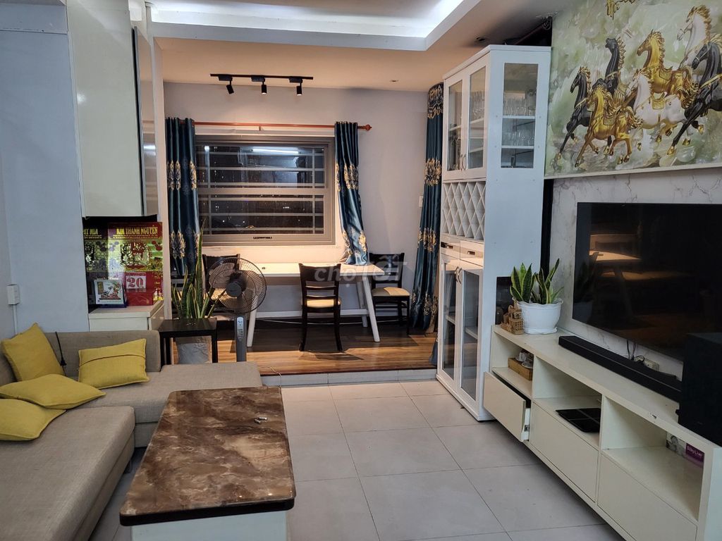 Аренда · 2 комн. · 75 м² · Quận Bình Thạnh, ул. Điện Biên Phủ