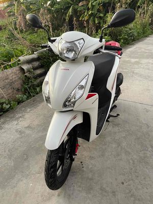 Cần bán viíosn 2019 máy zin 1 chủ. Mua bán Xe máy tại Quận Kiến An Hải Phòng được đăng bởi Đức Anh 