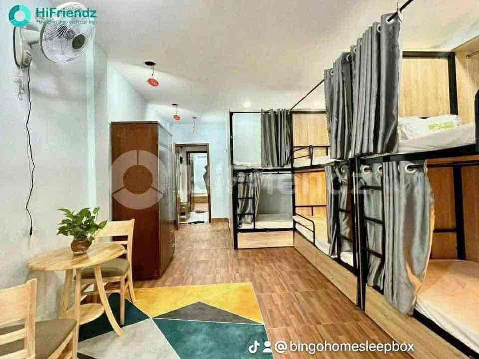 PHÒNG  TO GIÁ RẺ NGAY BẾN XE QUẬN 8 LIỀN KỀ Q5,Q1