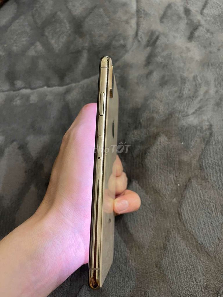 iPhone XS Max 256GB Vàng Đã sử dụng. Mua bán Điện thoại tại Huyện Thanh Trì Hà Nội được đăng bởi Đạo Nguyễn hình 1