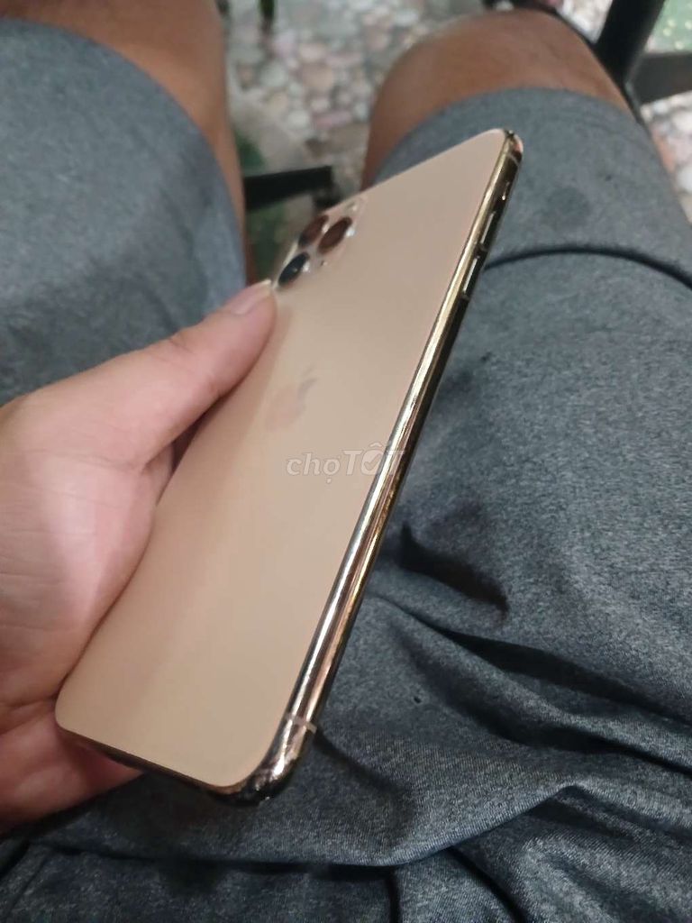 IPhone 11 Promax gold 256gb quốc tế. Mua bán Điện thoại tại Quận Bình Tân Tp Hồ Chí Minh được đăng bởi V I N H hình 3