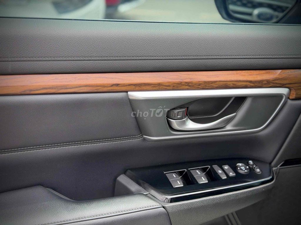 Honda CR V 2018 G - 23000 km - Gia đình 1 Chủ. Mua bán Ô tô tại Quận Bình Tân Tp Hồ Chí Minh được đăng bởi Huỳnh Thái Đảm hình 15