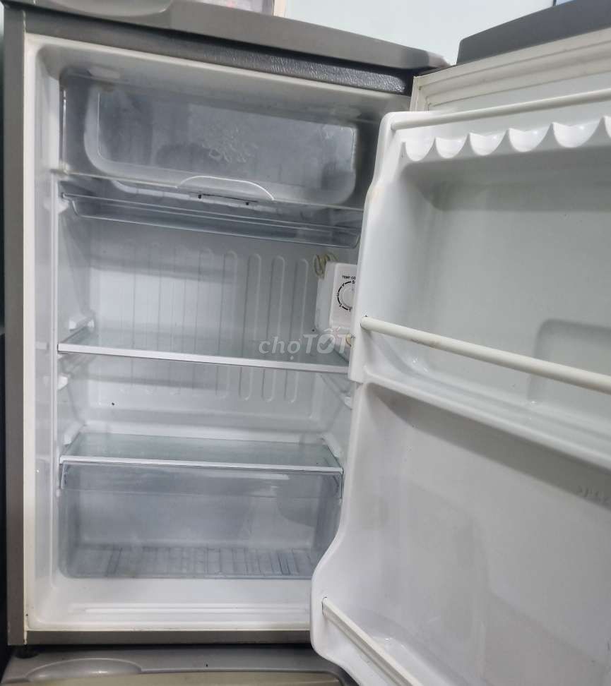 Tủ lạnh Aqua 90 lít mini phòng trọ