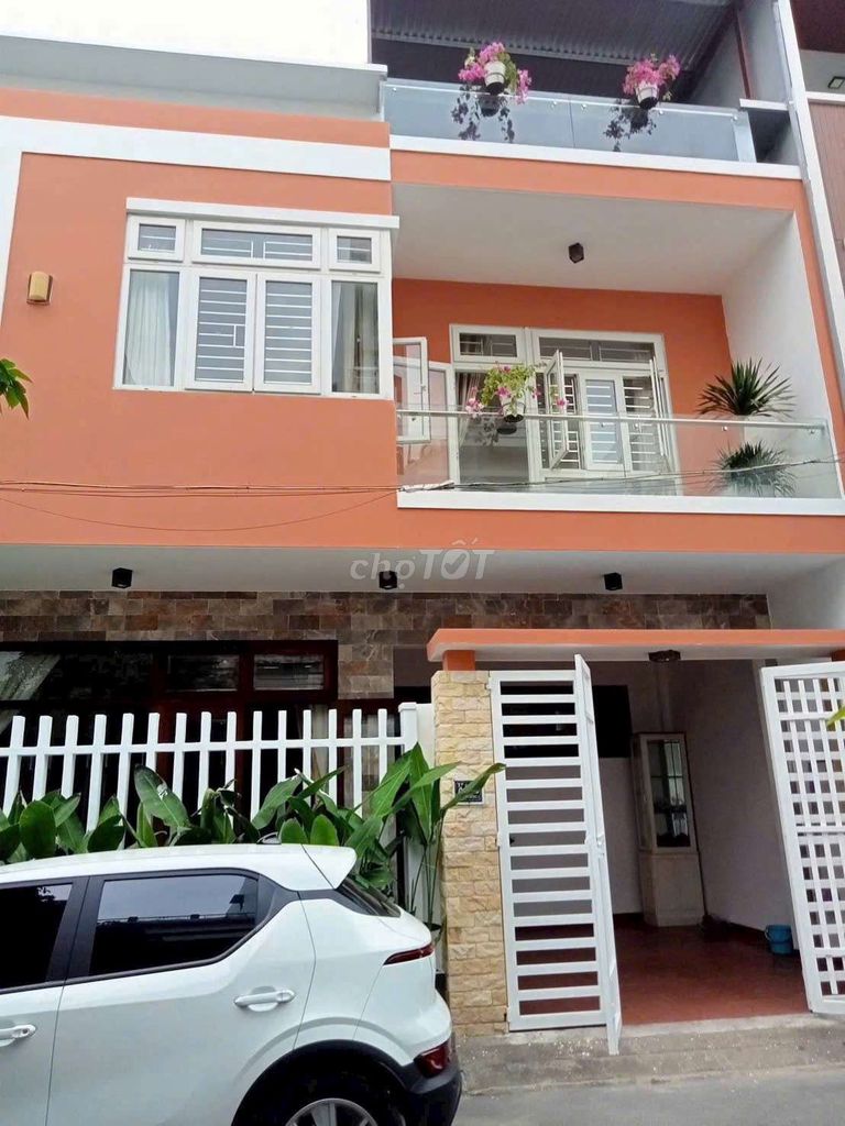 Rent · 4 bd · 90 м² · Quận Ngũ Hành Sơn, ул. Đường Đa Mặn Đông 4