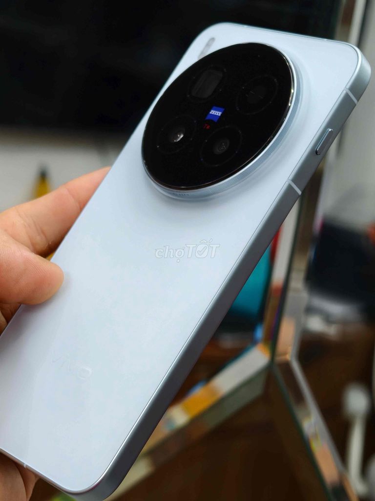 vivo x300 pro 12/256G full bh t12/2026 mobilecity. Mua bán Điện thoại tại Quận Hoàng Mai Hà Nội được đăng bởi khmobile hình 1