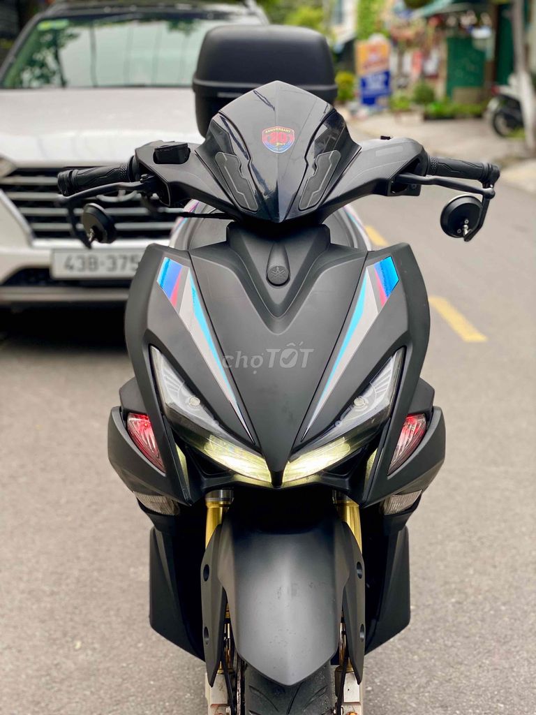 Yamaha NVX 155 Smartkey ABS родной резвый есть рассрочка