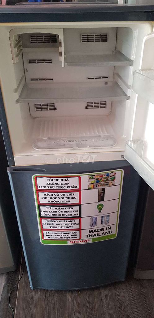 Tủ lạnh 220l