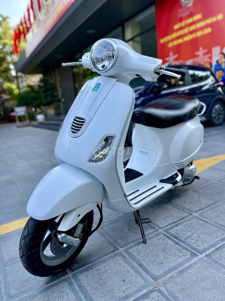 Vespa LX máy 3vie 2015  cực mới biển HN