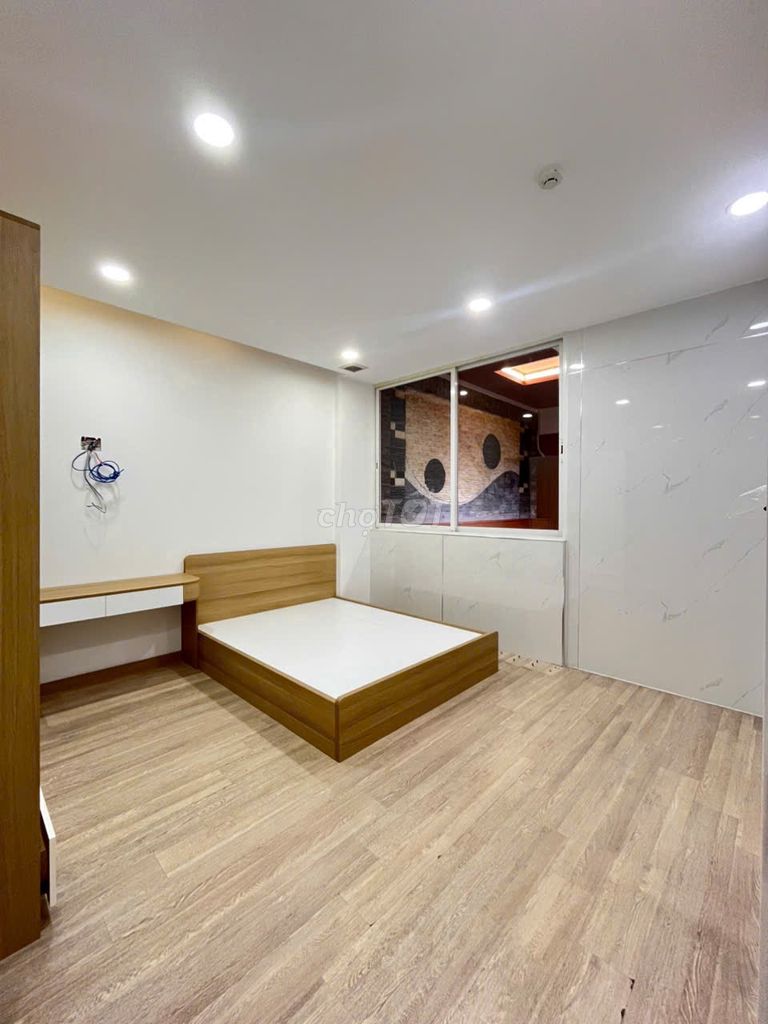 Căn hộ 2pn rộng gần đường 30 tháng 4