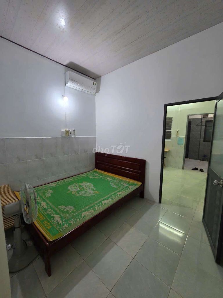PHÒNG TRỌ KHÔNG GÁC (Trệt), FULL NỘI THẤT TẠI TP BẾN TRE. Cho thuê phòng trọ tại Thành phố Bến Tre Bến Tre được đăng bởi Mr Nhân hình 2