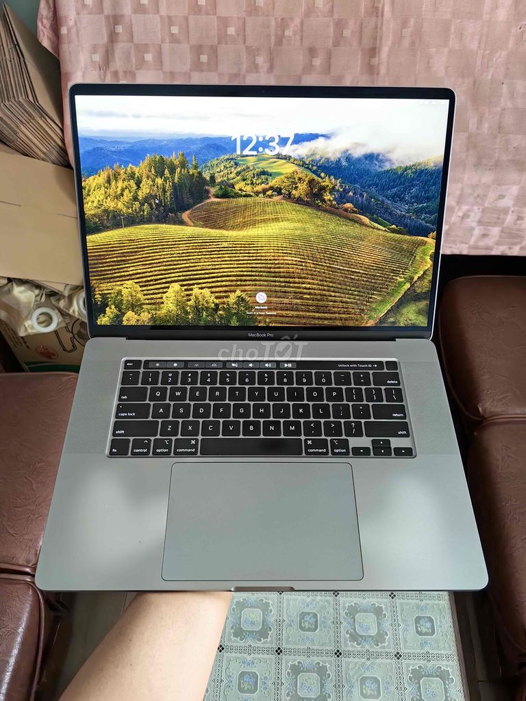 Macbook Pro 16” 2019 i9/64GB/512