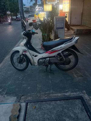 Yamaha Sirius 2015 Trắng