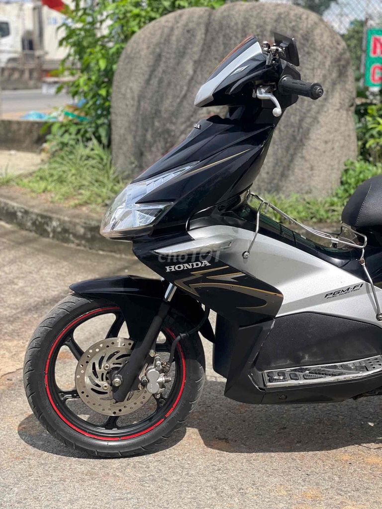 ab air blade 2010 bán hay đổi có góp xm u phong. Mua bán Xe máy tại Huyện Trảng Bom Đồng Nai được đăng bởi Của Hàng Xe Máy U Phong hình 5