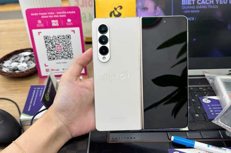 Trùm góp Z Fold4 Vàng 256GB, có ship máy đẹp. Mua bán Điện thoại tại Quận 4 Tp Hồ Chí Minh được đăng bởi Minh phương hình 1