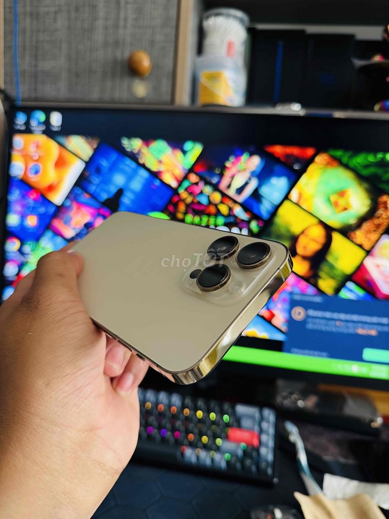 Apple iPhone 14 Pro Max 128GB Vàng Thay Màn. Mua bán Điện thoại tại Quận Ninh Kiều Cần Thơ được đăng bởi HẢI APPLE CẦN THƠ hình 1