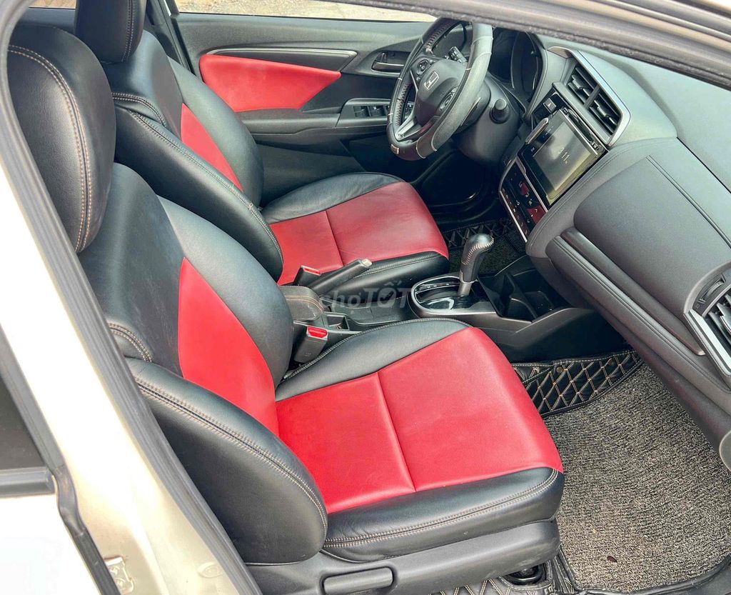 Honda Jazz RS đi ít bao check mọi nơi. Mua bán Ô tô tại Huyện Chơn Thành Bình Phước được đăng bởi Thái Phạm hình 11