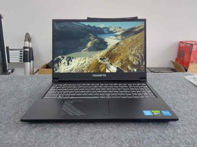 Laptop GiGaByte Gaming G5 MF 12500H/16Gb ram