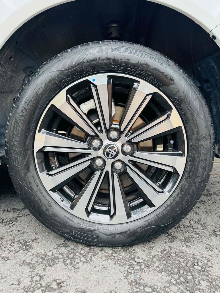 Toyota Veloz Cross 2022 CVT - (Xe Gia Đình 100%). Mua bán Ô tô tại Quận Ninh Kiều Cần Thơ được đăng bởi Lê Minh Trí hình 15