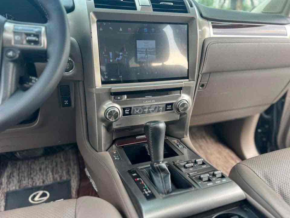 Lexus GX460 sx 2016 nhập Nhật chính chủ siêu đẹp. Mua bán Ô tô tại Quận Cầu Giấy Hà Nội được đăng bởi Cao Quý hình 9