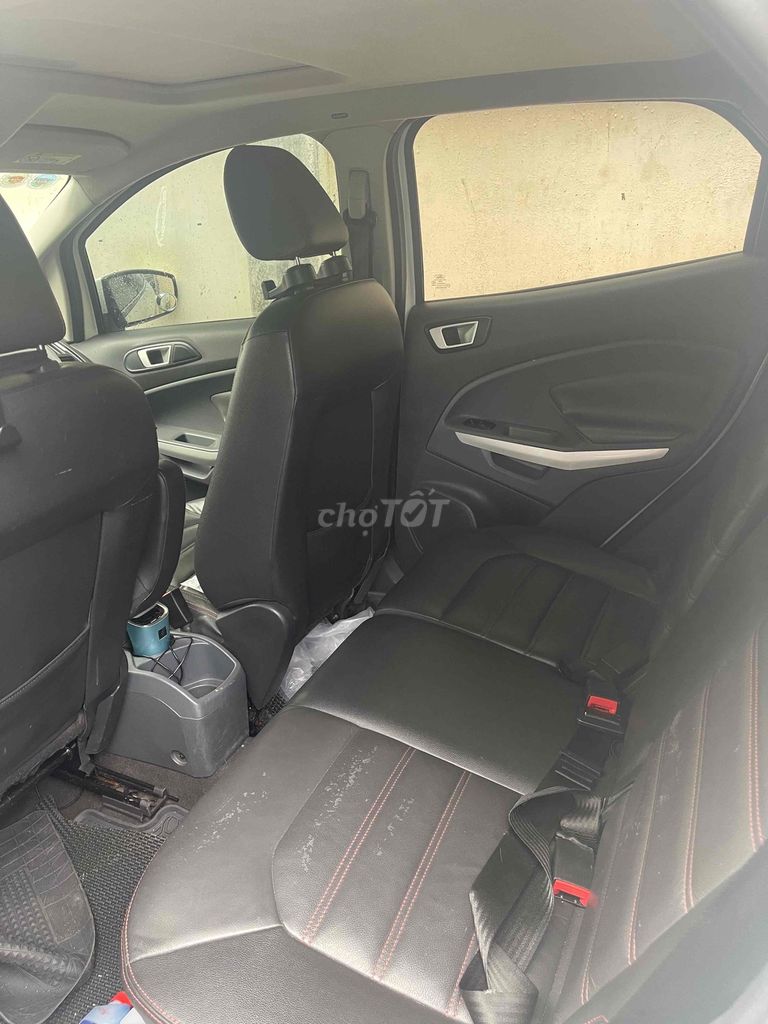 Ford EcoSport 2017 белый автомат