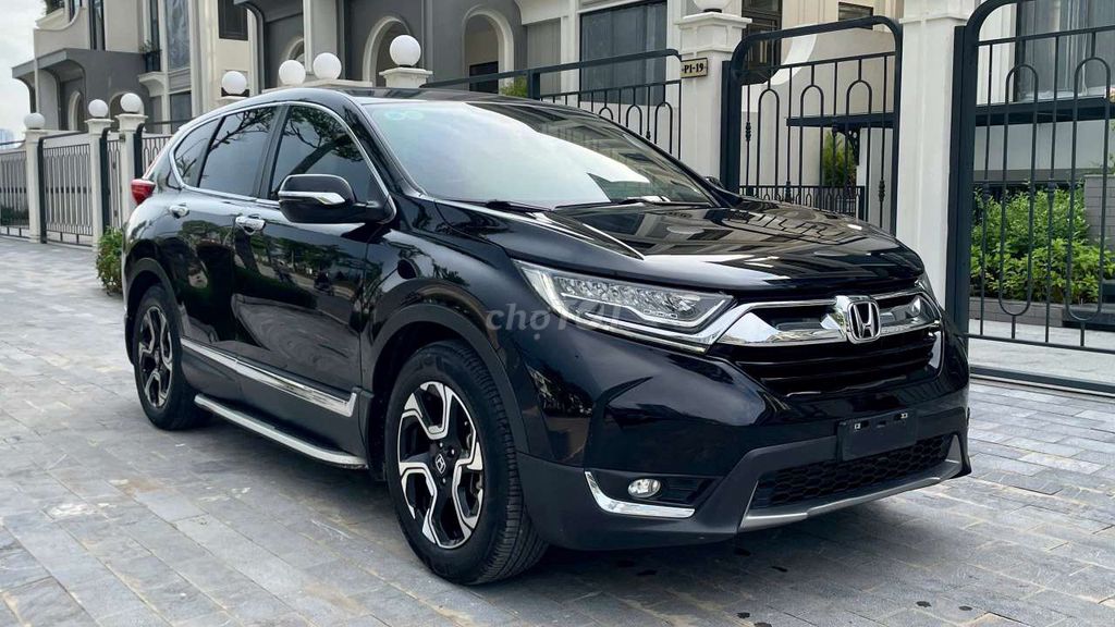 HONDA CRV G 2018 odo chuẩn 5v xe đẹp tuyệt đối. Mua bán Ô tô tại Quận Bắc Từ Liêm Hà Nội được đăng bởi Trung Auto 26 Phạm Văn Đồng hình 1