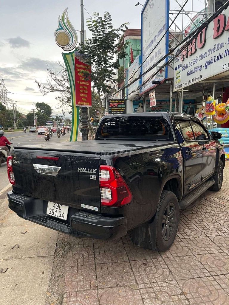 Hilux 2024 std 1 cầu lướt 16.000km. Mua bán Ô tô tại Thành phố Biên Hòa Đồng Nai được đăng bởi Đặng Lê Nhựt Trường hình 6