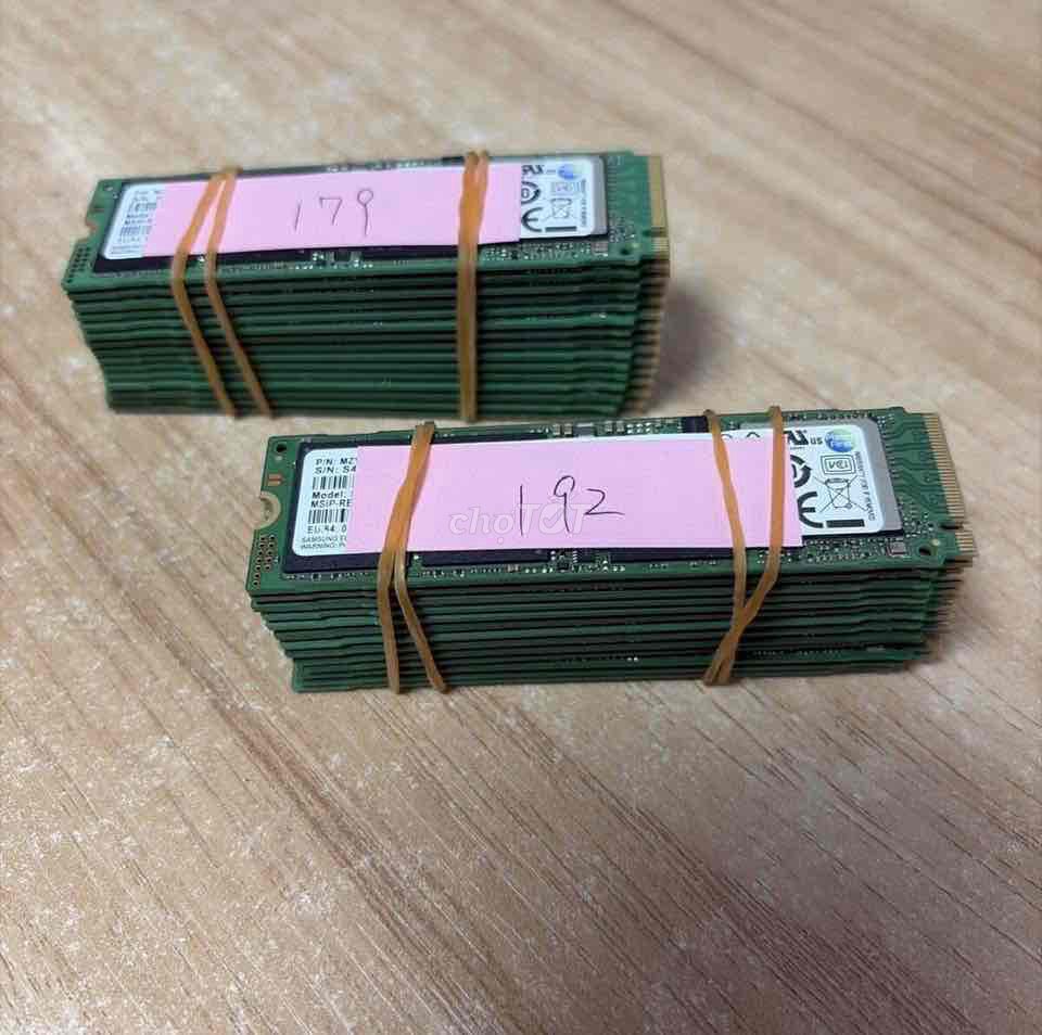 Ổ cứng SSD Samsung MZVLB256HAHQ 256GB Mới. Mua bán Linh kiện (RAM, Card...) tại Thành phố Bắc Ninh Bắc Ninh được đăng bởi Vũ Lộc hình 1