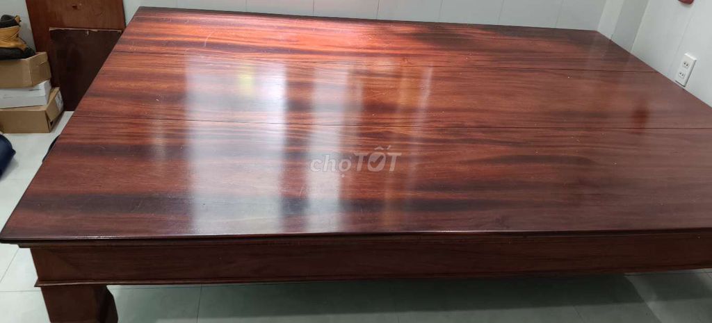 Giường đi-văng gỗ Nâu đỏ 2m2x1m6. Mua bán Giường, chăn ga gối nệm tại Thành phố Dĩ An Bình Dương được đăng bởi Bùi Tô Danh hình 1