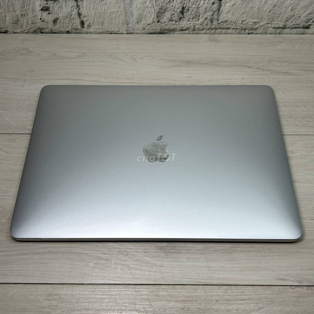Apple MacBook Pro 2017 i5 8GB/128GB. Mua bán Laptop tại Huyện Phú Vang Thừa Thiên Huế được đăng bởi Tran Ho hình 1