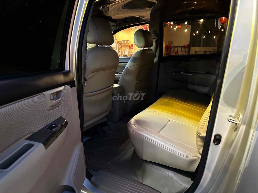 Toyota Hilux 2013 2.5E 4x2 MT - 80000 km. Mua bán Ô tô tại Huyện Cư Kuin Đắk Lắk được đăng bởi nguyễn thiên hải hình 5