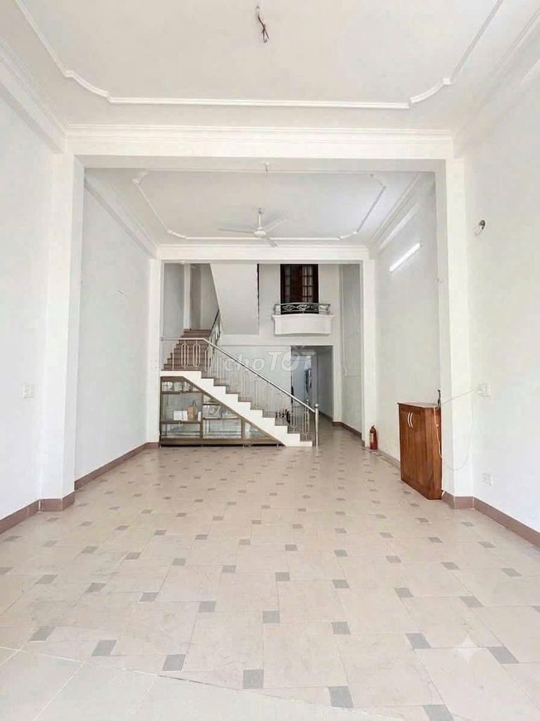 Rent · 3 bd · 100 м² · Quận Sơn Trà, ул. Đường Nguyễn Chí Diểu