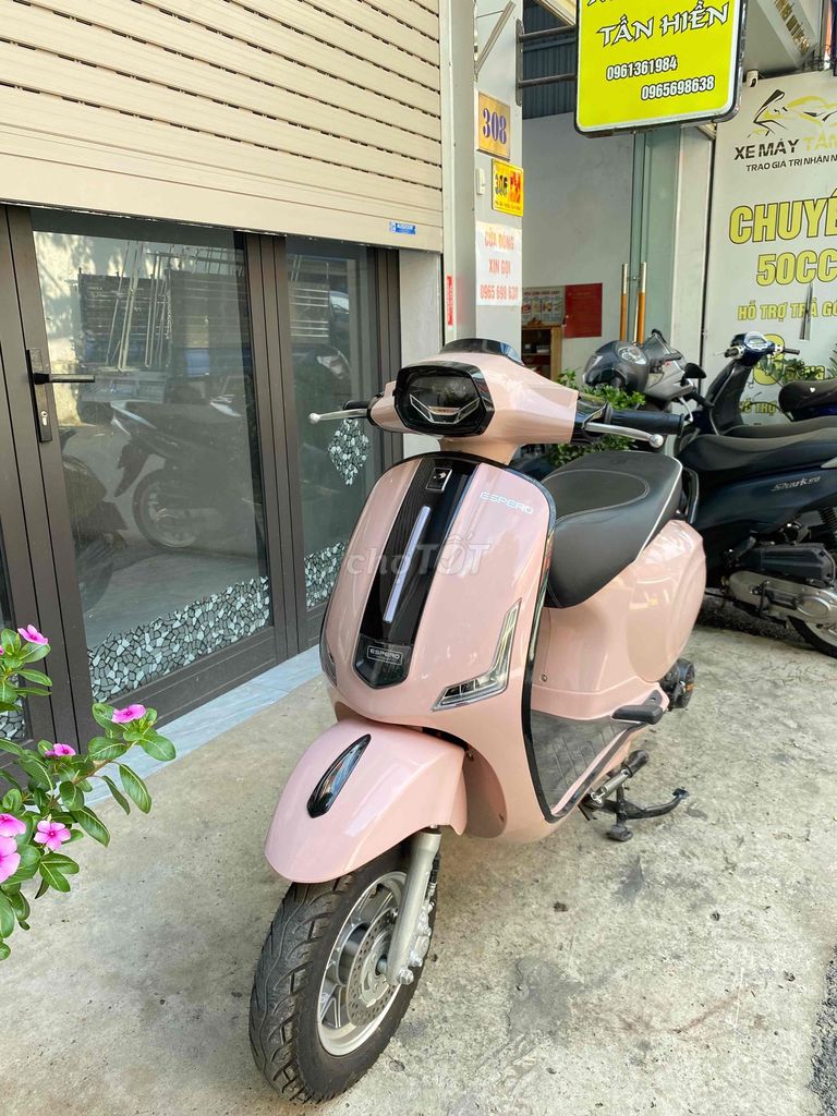 Vespa 50cc 2026 Розовый, пробег 1000 км