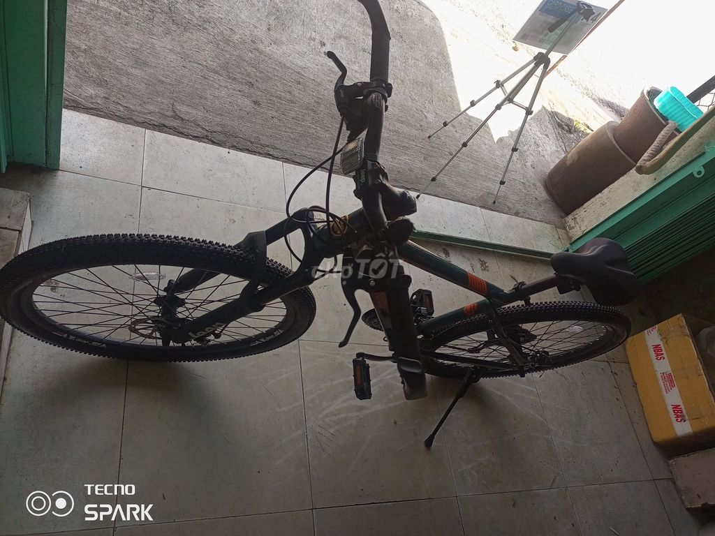 Xe đạp leo núi JEEP FLASH PS-29 24 tốc độ. Mua bán Xe đạp tại Thành phố Thủ Dầu Một Bình Dương được đăng bởi Truc Nguyen Thi Huynh hình 4