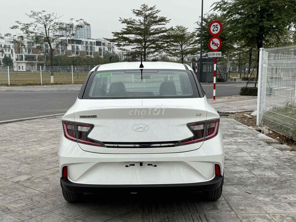 Hyundai I10 Sedan 2025 Белый 2800 км