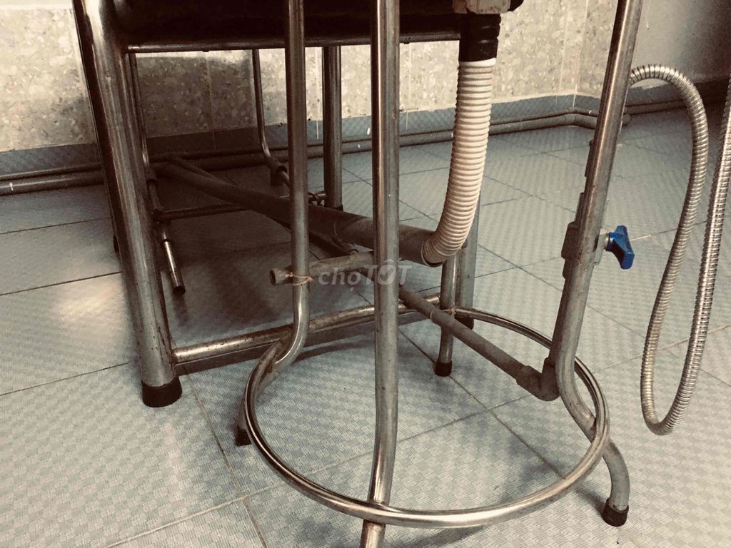 thanh lý giường gội inox 304 dqsd còn tốt.