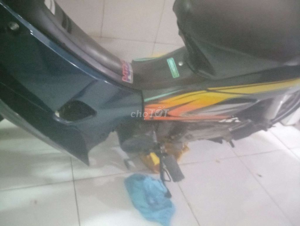 Xe wave đang chạy máy êm zin toàn bộ. Mua bán Xe máy tại Thành phố Ngã Bảy Hậu Giang được đăng bởi Lê Thành hình 3