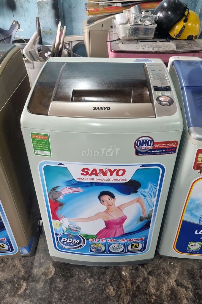 Thanh lý máy giặt Sanyo 7 kg chạy tốt có bảo hành