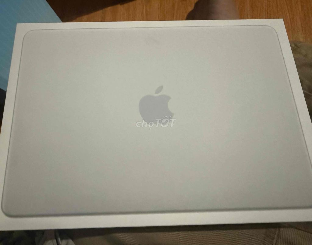 Apple MacBook Neo Bạc 512GB Mới Nguyên Seal. Mua bán Laptop tại Quận 1 Tp Hồ Chí Minh được đăng bởi Min Qi hình 1
