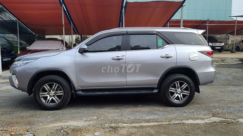 Xe Toyota Fortuner 4x2 AT 2019 Máy Xăng, Xe Đẹp. Mua bán Ô tô tại Quận Gò Vấp Tp Hồ Chí Minh được đăng bởi Chợ Xe Cũ Giá Tốt hình 3