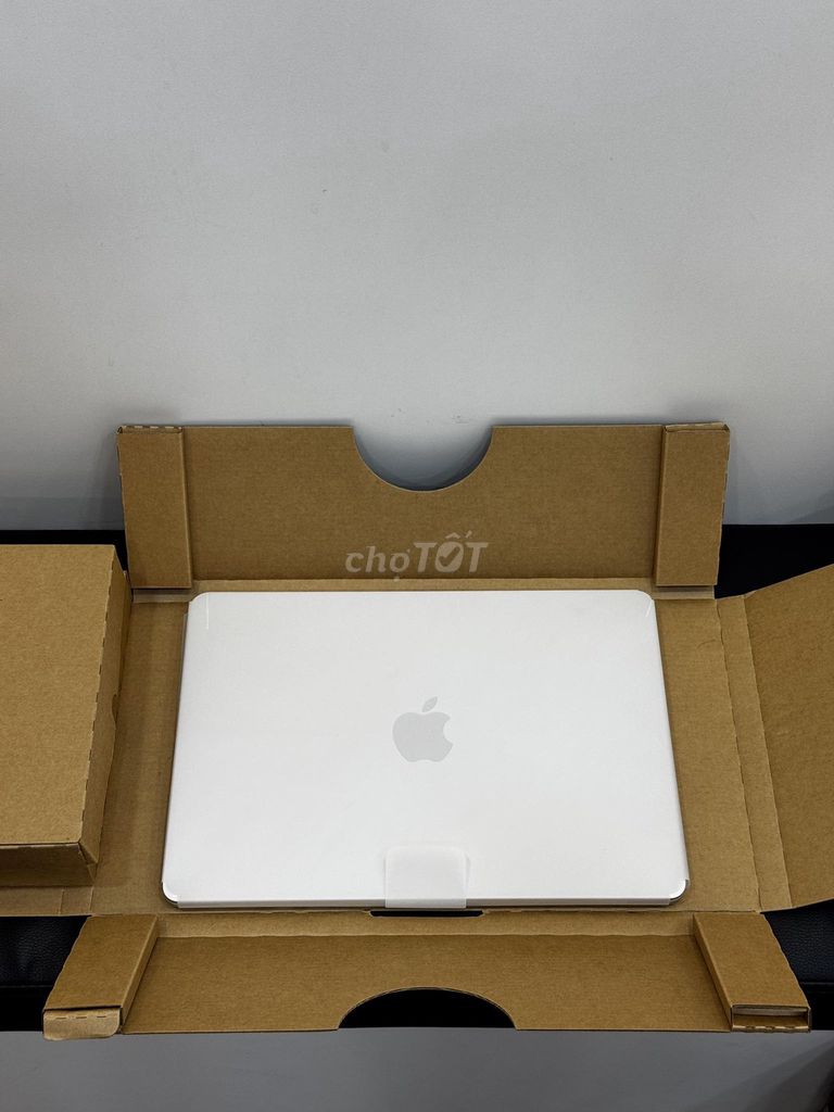 Apple Macbook Air M4 13inch 16GB/256GB. Mua bán Laptop tại Quận 1 Tp Hồ Chí Minh được đăng bởi HeyMac hình 1
