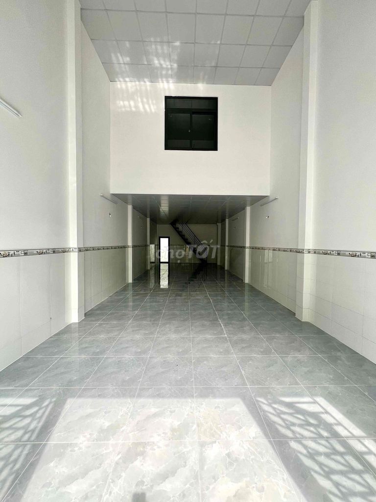 NHÀ GẦN CẦU VƯỢT TÂN THỚI HIỆP 5 x 21 trệt lửng