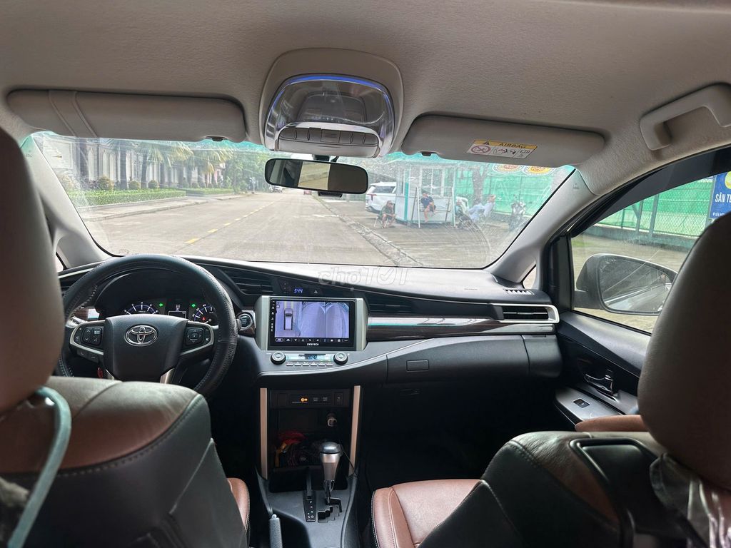 Toyota Innova 2019 2.0V - 57000 km. Mua bán Ô tô tại Thành phố Dĩ An Bình Dương được đăng bởi Siêu Thị Ô Tô Bình Dương  hình 20
