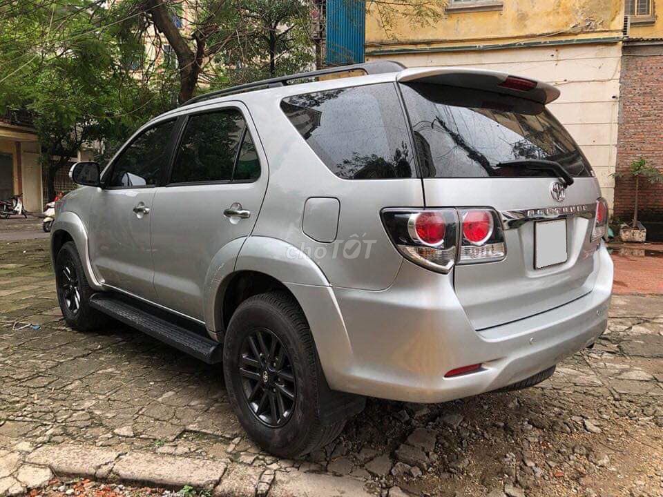 Fortuner 2016 máy dầu số sàn, màu bạc. Mua bán Ô tô tại Quận 12 Tp Hồ Chí Minh được đăng bởi Xuân Trường hình 2